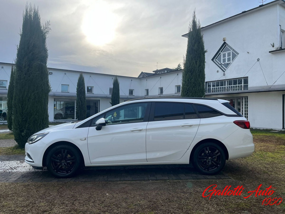 Opel Astra Station Wagon 1.6 CDTi 110CV Start&Stop Sports Elective (2)
