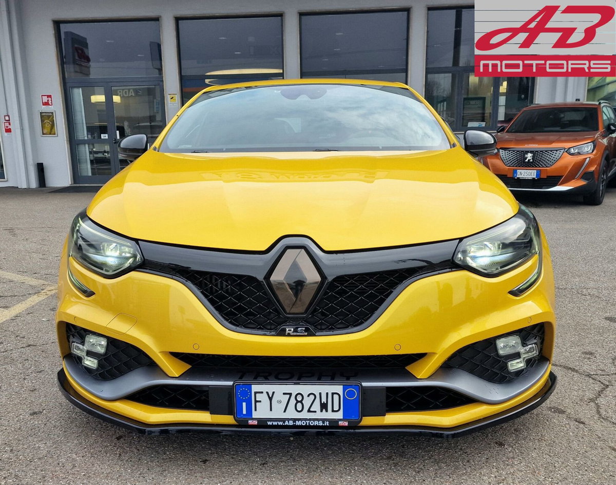 Renault Mégane TCe 300 CV R.S. Trophy 4Control (2)