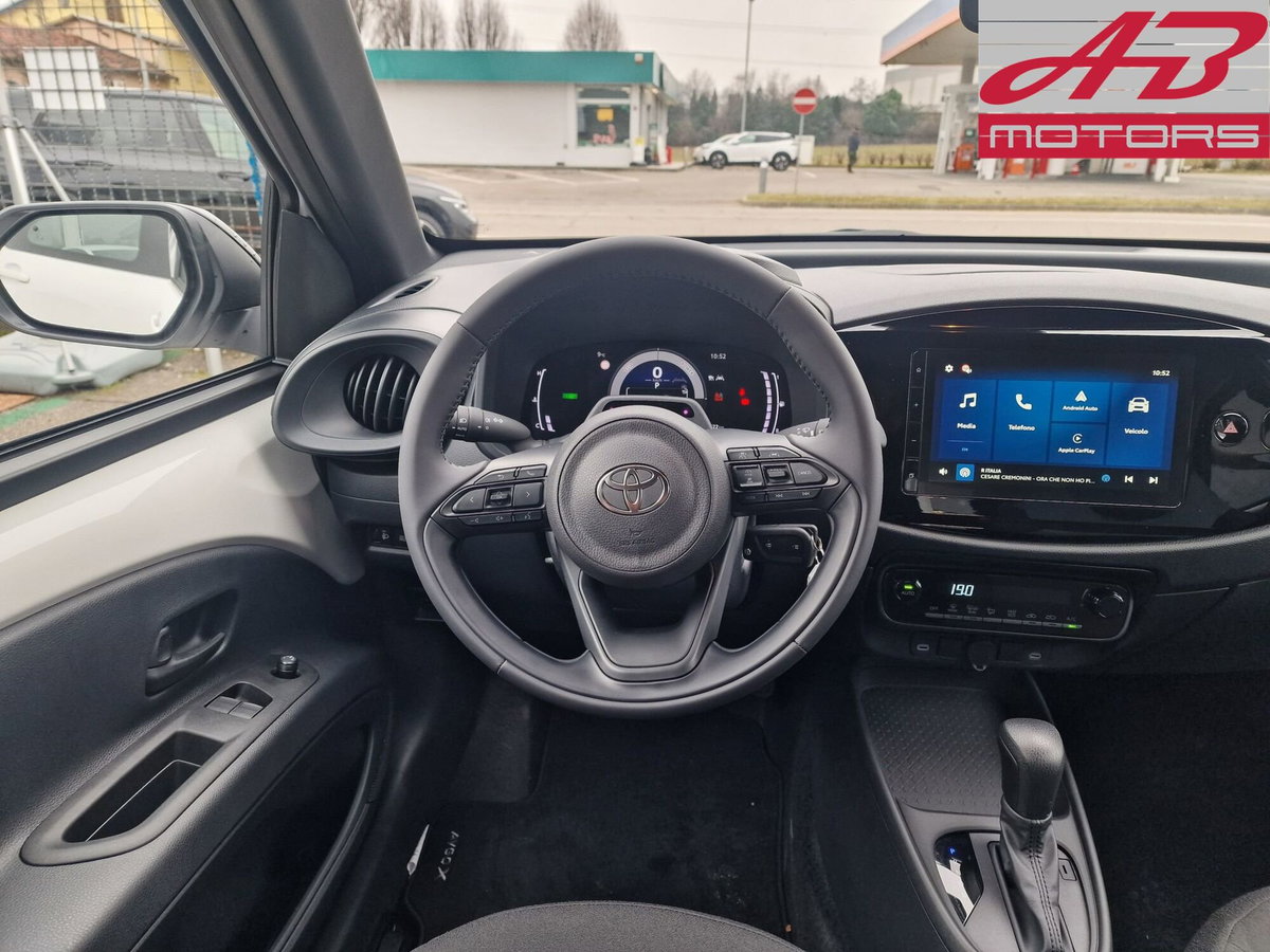 Toyota Aygo X 1.5 hybrid e-cvt (13)