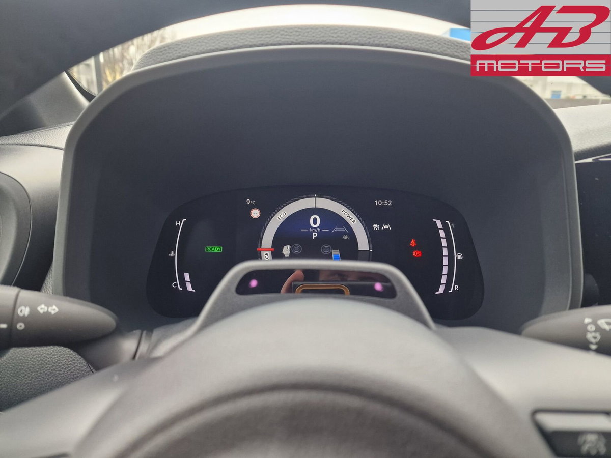 Toyota Aygo X 1.5 hybrid e-cvt (14)