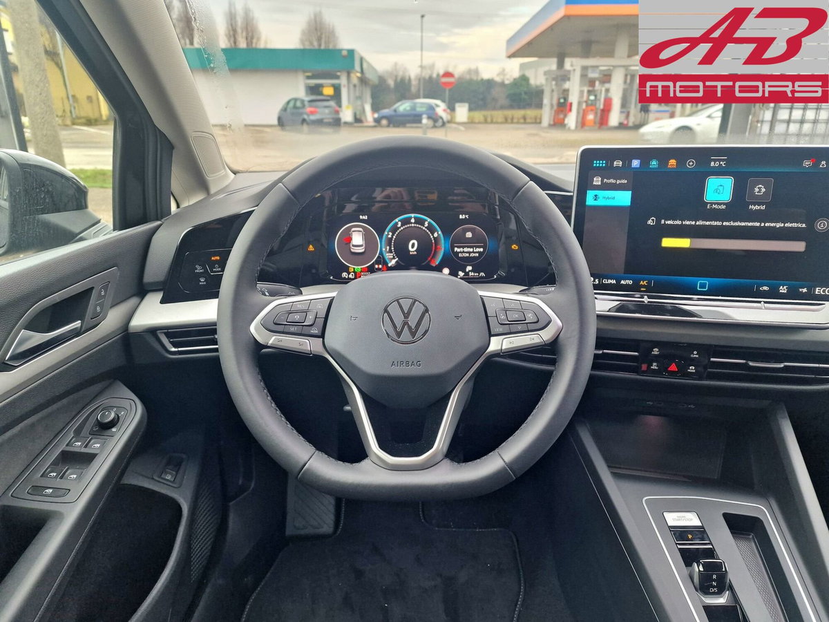 Volkswagen Golf 1.5 TSI EVO ACT 1st Edition Life (13)
