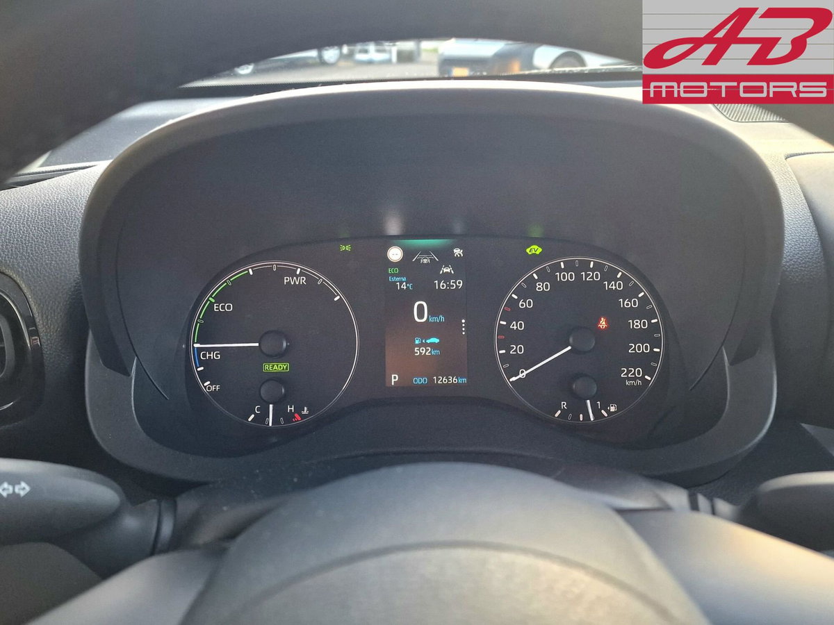 Toyota Yaris 1.5 Hybrid 5 porte Energy (14)