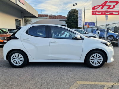 Toyota Yaris 1.5 Hybrid 5 porte Energy (4)