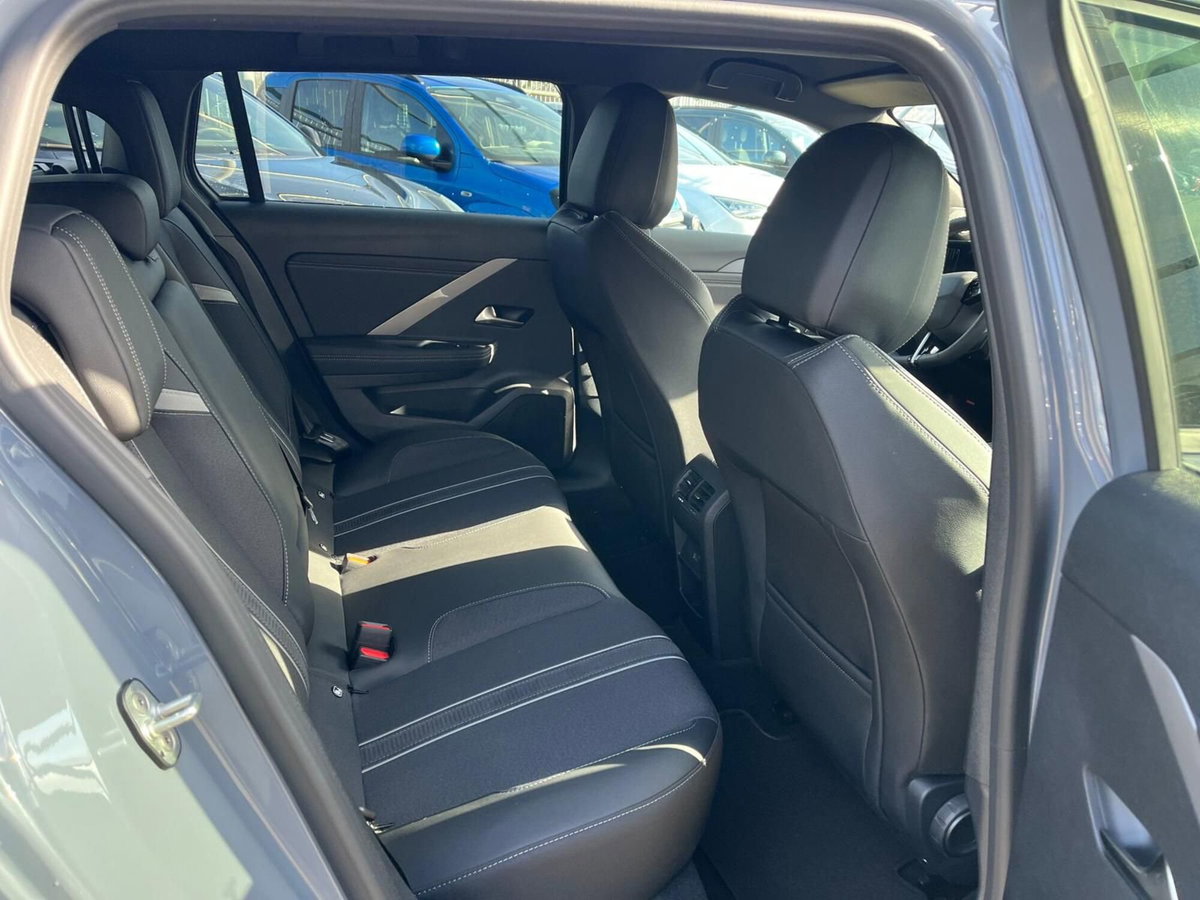Opel Crossland 1.2 Edition s&s 110cv (17)