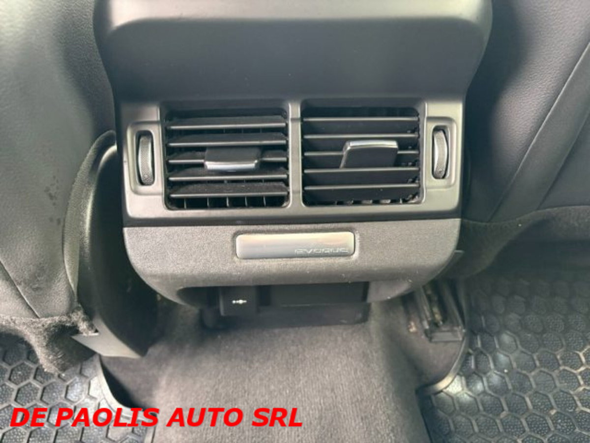Land Rover Range Rover Evoque 2.0D I4 163 CV AWD Auto SE (8)