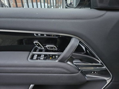 Land Rover Range Rover 4.4 V8 SV (19)