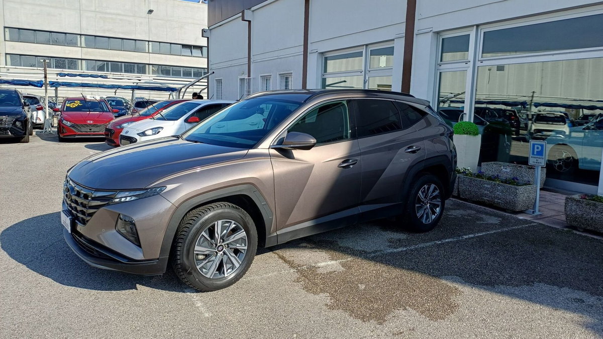 Hyundai Tucson 1.6 hev Xline 2wd auto