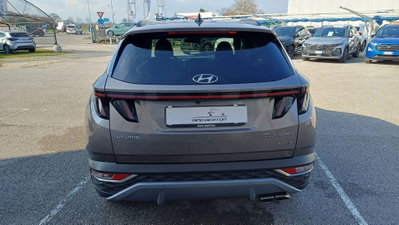 Hyundai Tucson 1.6 hev Xline 2wd auto (4)