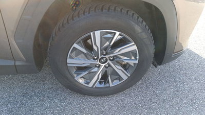 Hyundai Tucson 1.6 hev Xline 2wd auto (7)