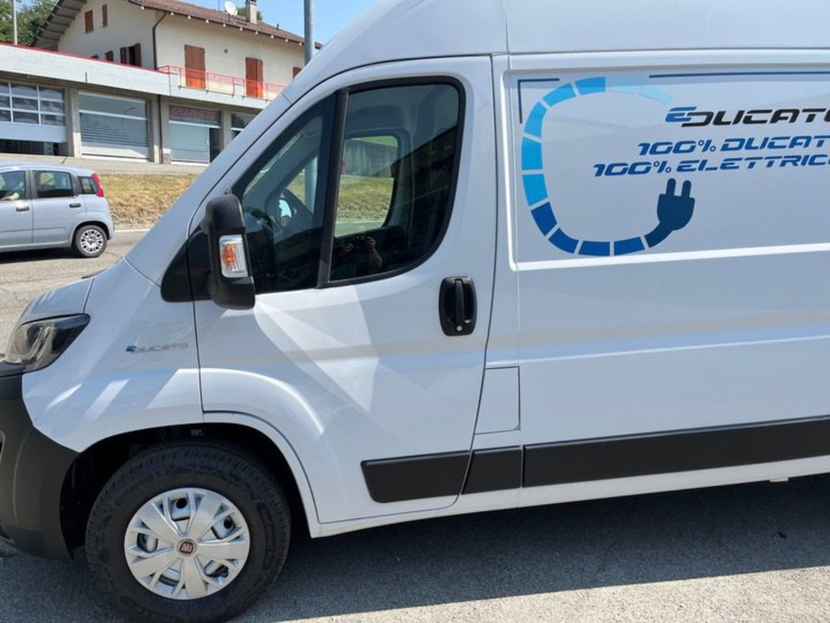Fiat e-Ducato Furgone 35 MH2 122cv 47kWh (11)