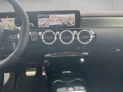 Mercedes-Benz Classe A 180 d Executive (10)