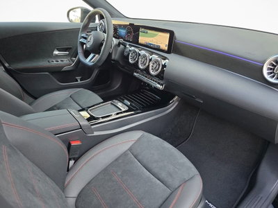Mercedes-Benz Classe A 200 d AMG Line Advanced Plus auto (14)