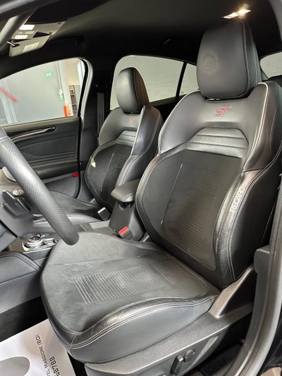 Ford Focus 2.3 EcoBoost 280 CV automatico 5p. ST (14)