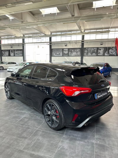 Ford Focus 2.3 EcoBoost 280 CV automatico 5p. ST (5)