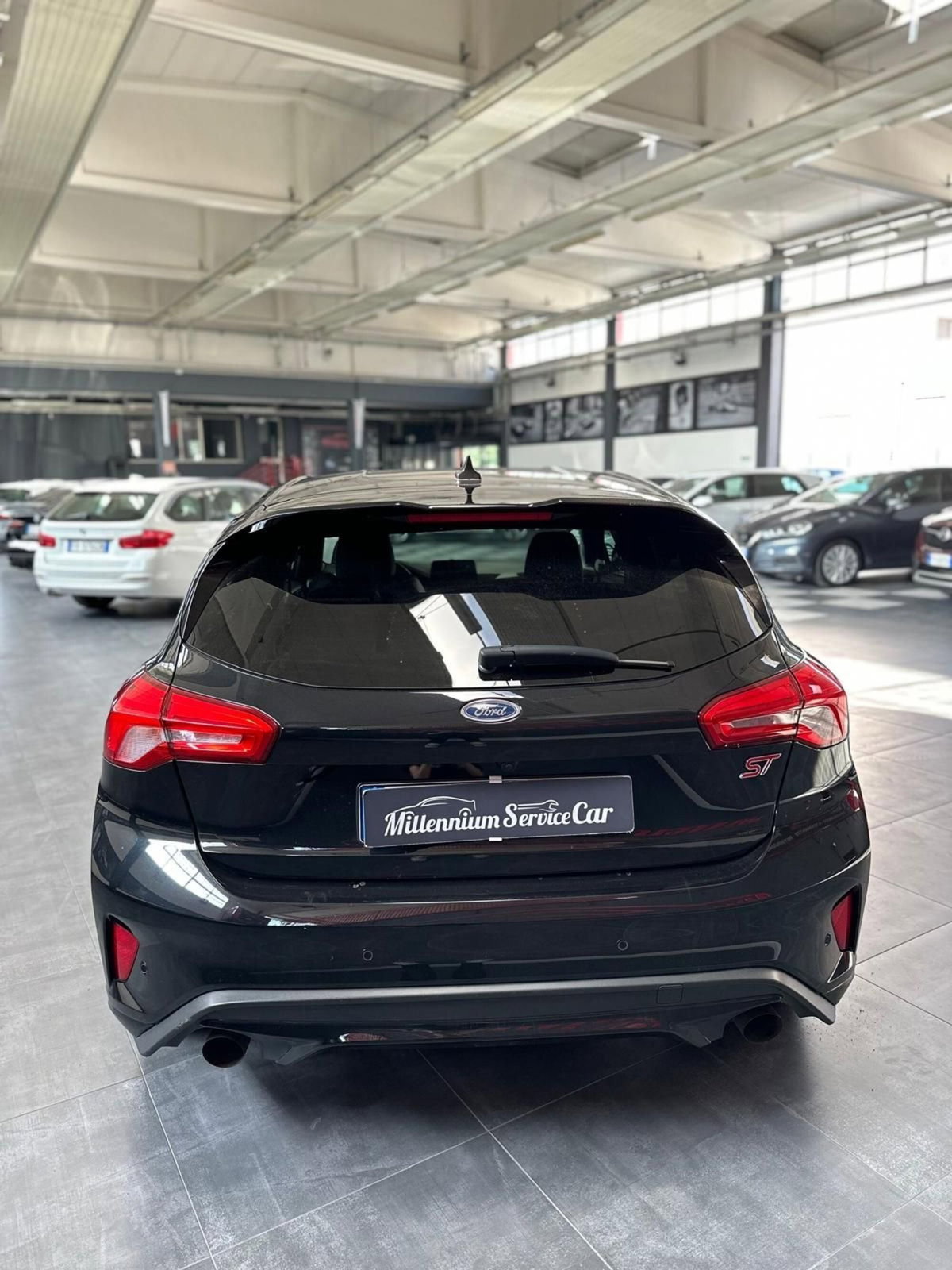 Ford Focus 2.3 EcoBoost 280 CV automatico 5p. ST (6)