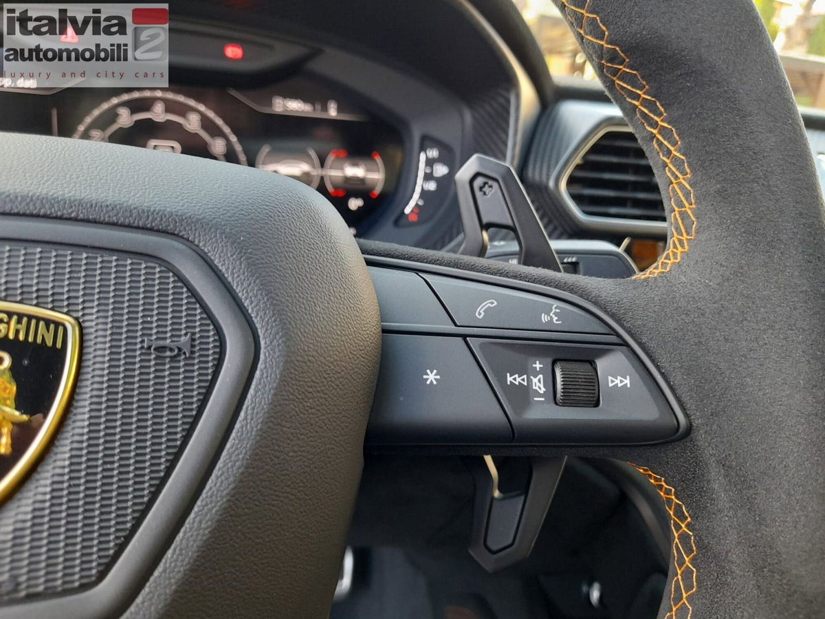 Lamborghini Urus 4.0 V8 Performante auto (10)