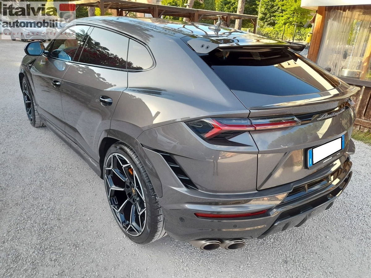 Lamborghini Urus 4.0 V8 Performante auto (4)