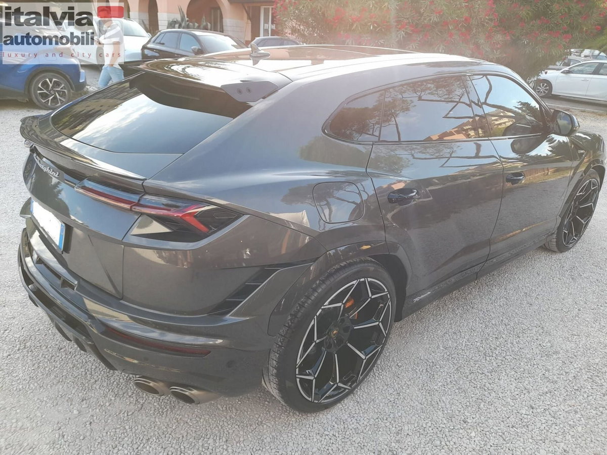 Lamborghini Urus 4.0 V8 Performante auto (6)