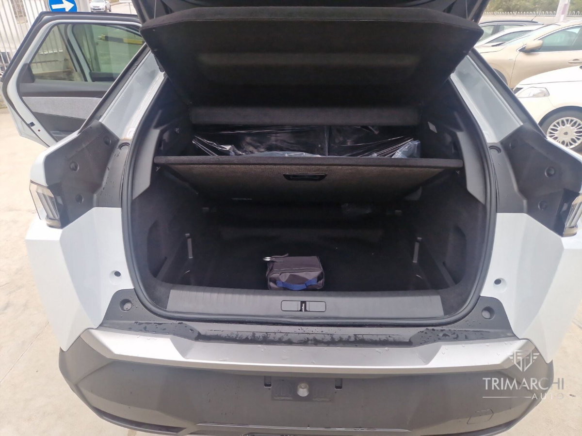 Peugeot 3008 1.2 hybrid Allure Business 145cv e-dcs6 (11)