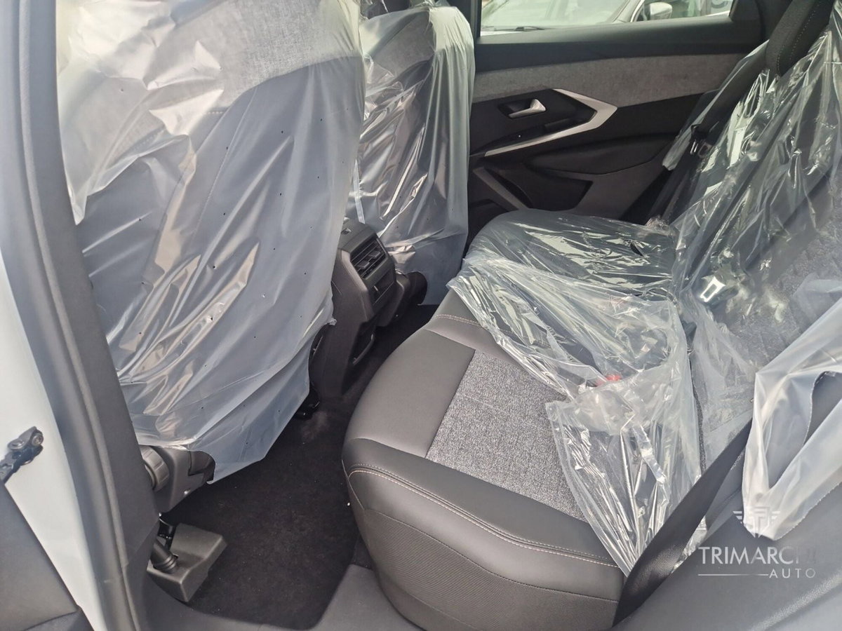 Peugeot 3008 1.2 hybrid Allure Business 145cv e-dcs6 (13)