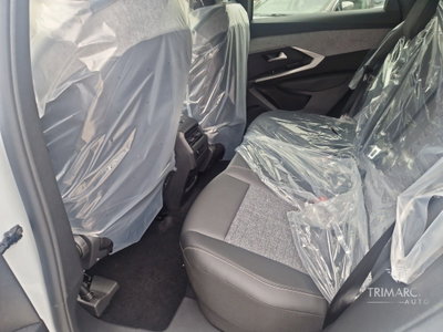 Peugeot 3008 1.2 hybrid Allure Business 145cv e-dcs6 (13)