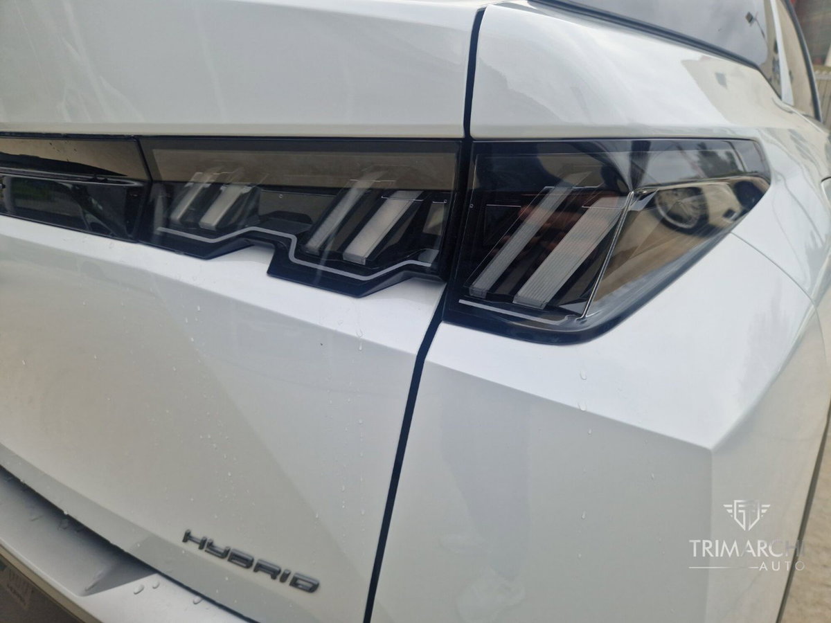 Peugeot 3008 1.2 hybrid Allure Business 145cv e-dcs6 (8)
