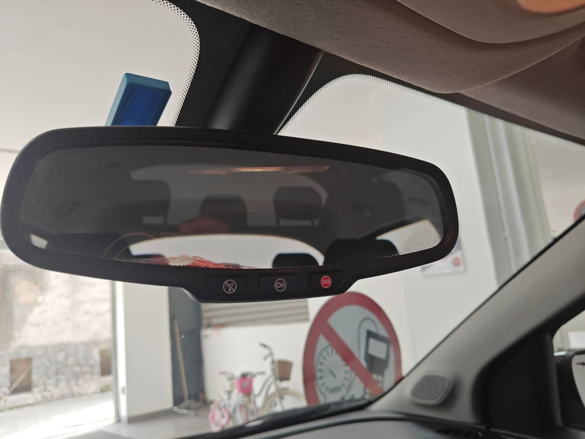 Opel Karl Rocks 1.0 75 CV (14)