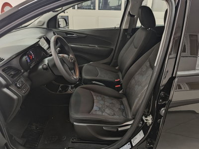 Opel Karl Rocks 1.0 75 CV (9)