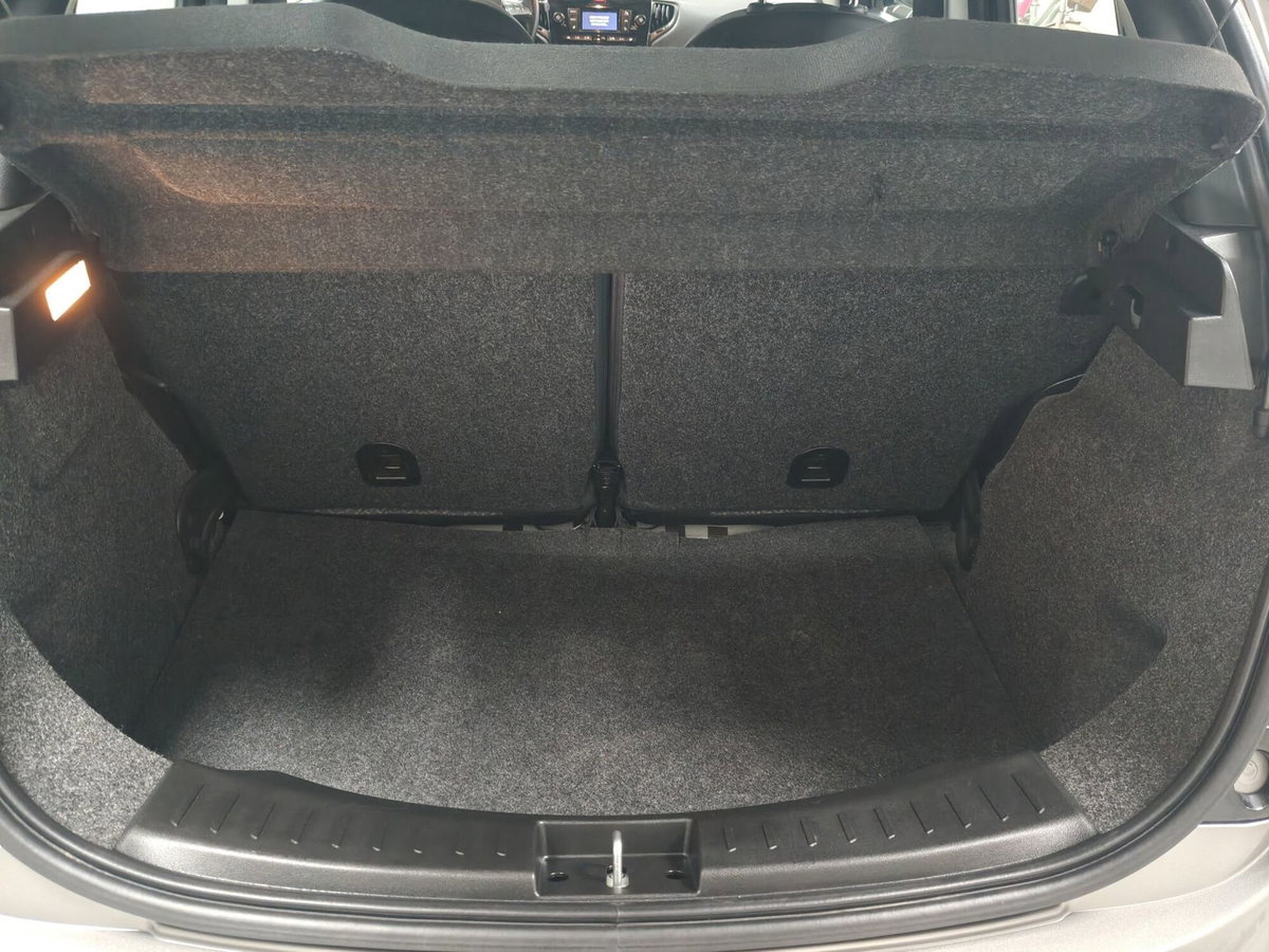 Lancia Ypsilon 1.0 FireFly 5 porte S&S Hybrid Ecochic Silver (18)