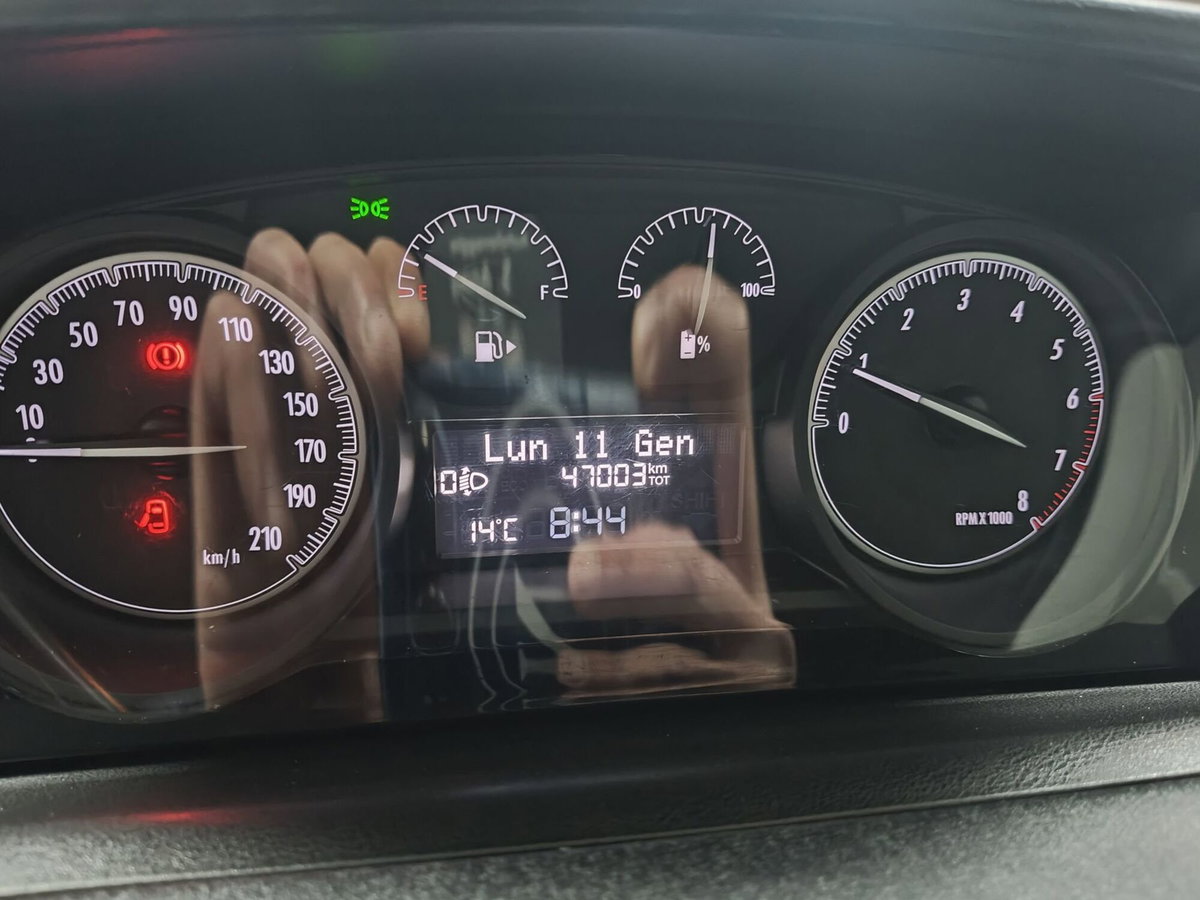 Lancia Ypsilon 1.0 FireFly 5 porte S&S Hybrid Ecochic Silver (5)