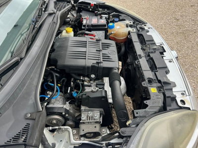 Fiat Punto 1.2 8V 5 porte Easy (6)