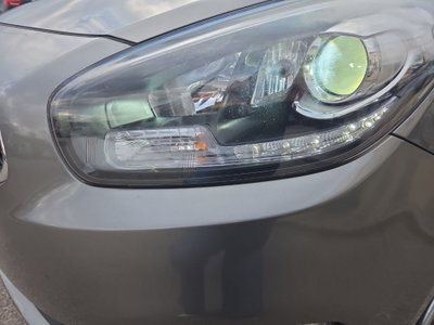 Kia Carens 1.7 CRDi 141 CV DCT Class (5)