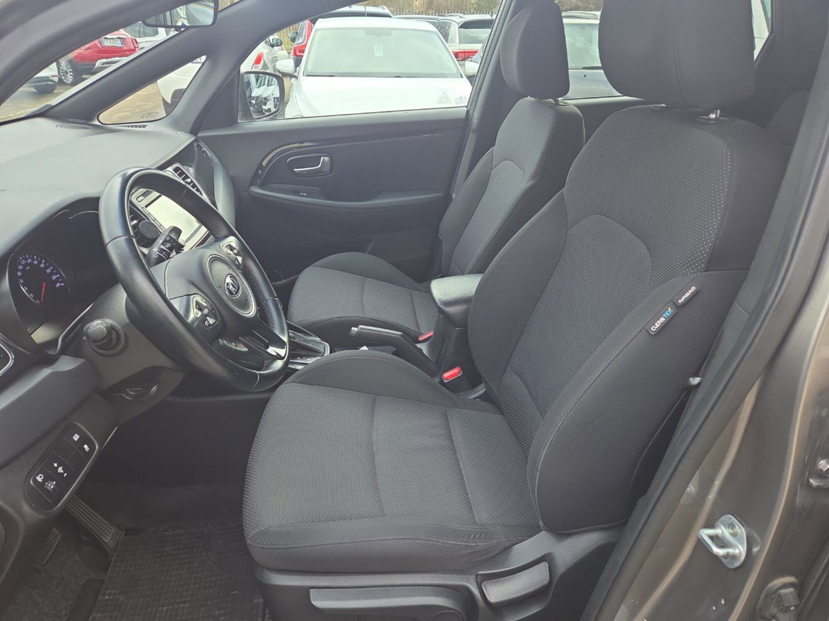 Kia Carens 1.7 CRDi 141 CV DCT Class (8)