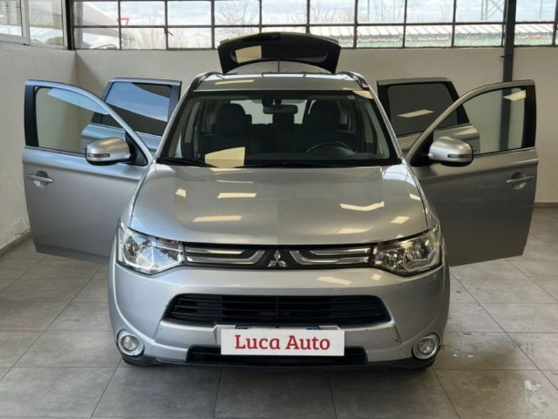 Mitsubishi Outlander 2.2 DI-D 2WD Intense