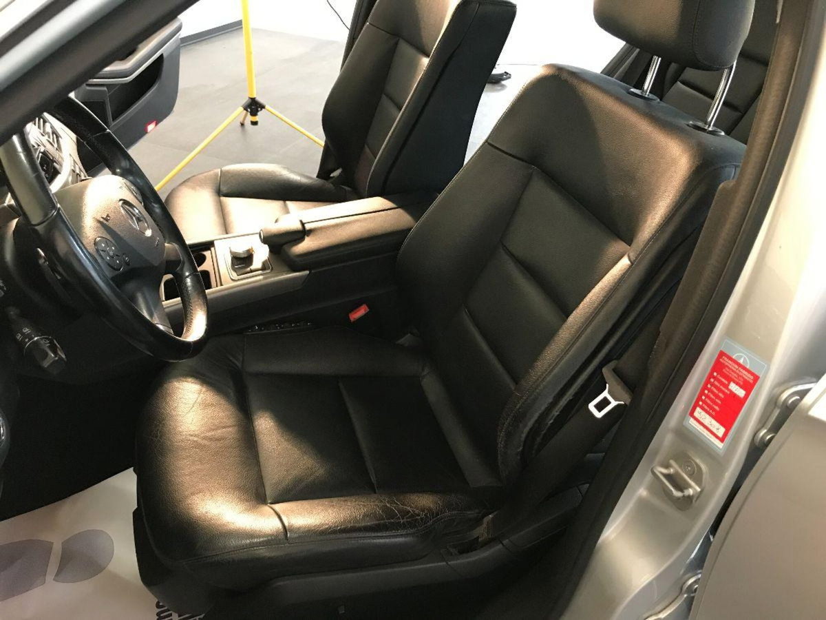 Mercedes-Benz Classe E 350 CDI BlueEFFICIENCY 4M. Avantgarde (11)