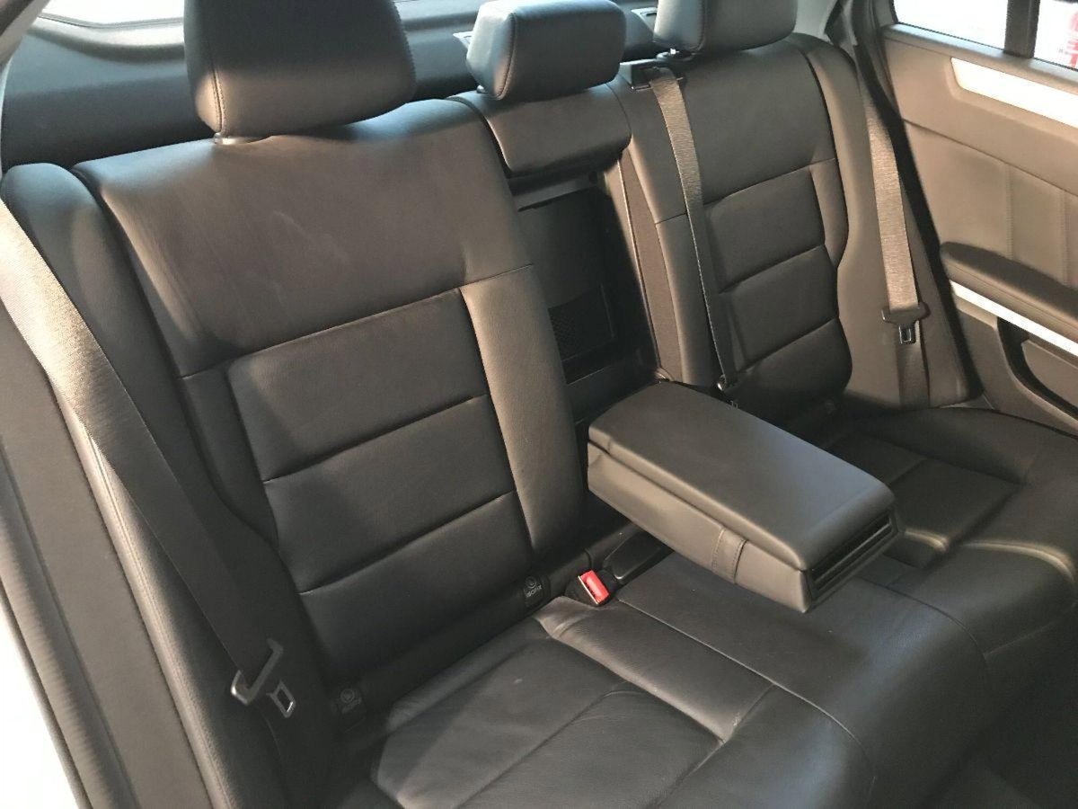 Mercedes-Benz Classe E 350 CDI BlueEFFICIENCY 4M. Avantgarde (14)