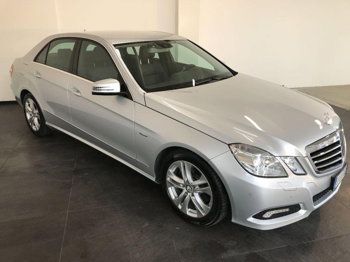 Mercedes-Benz Classe E 350 CDI BlueEFFICIENCY 4M. Avantgarde (3)
