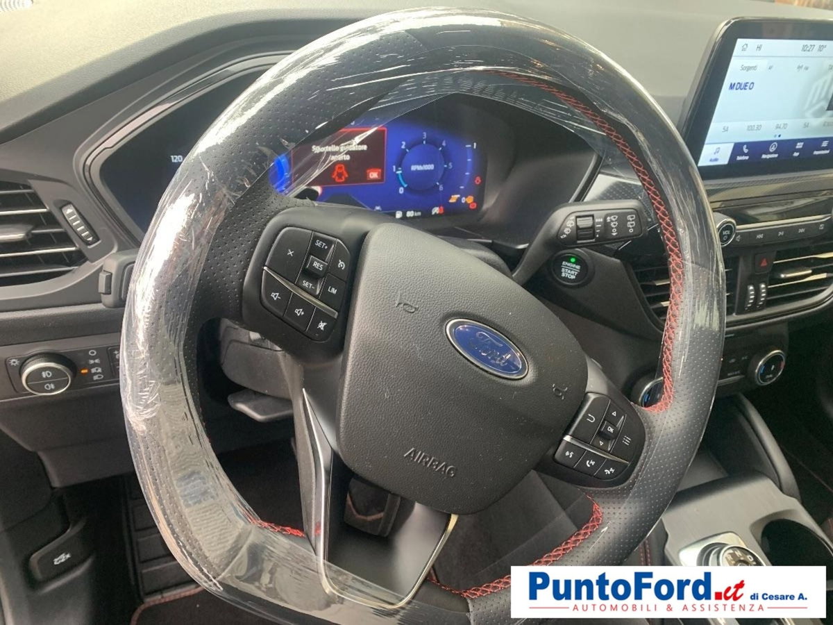Ford Kuga 2.0 EcoBlue 120 CV aut. 2WD ST-Line X (15)