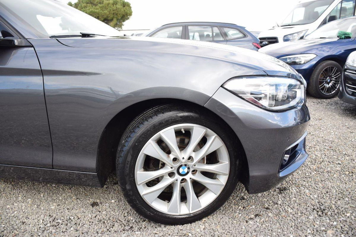BMW Serie 1 5p. 118d 5p. Urban (12)