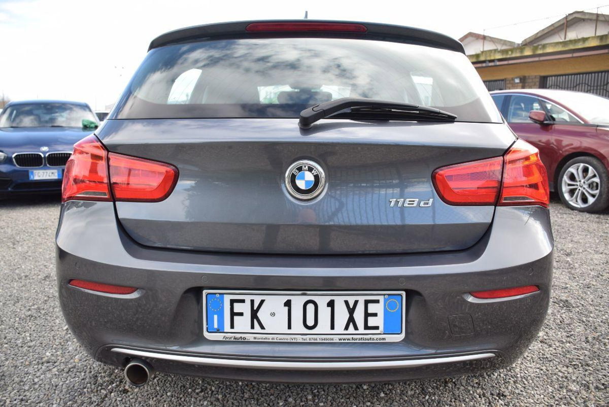 BMW Serie 1 5p. 118d 5p. Urban (15)