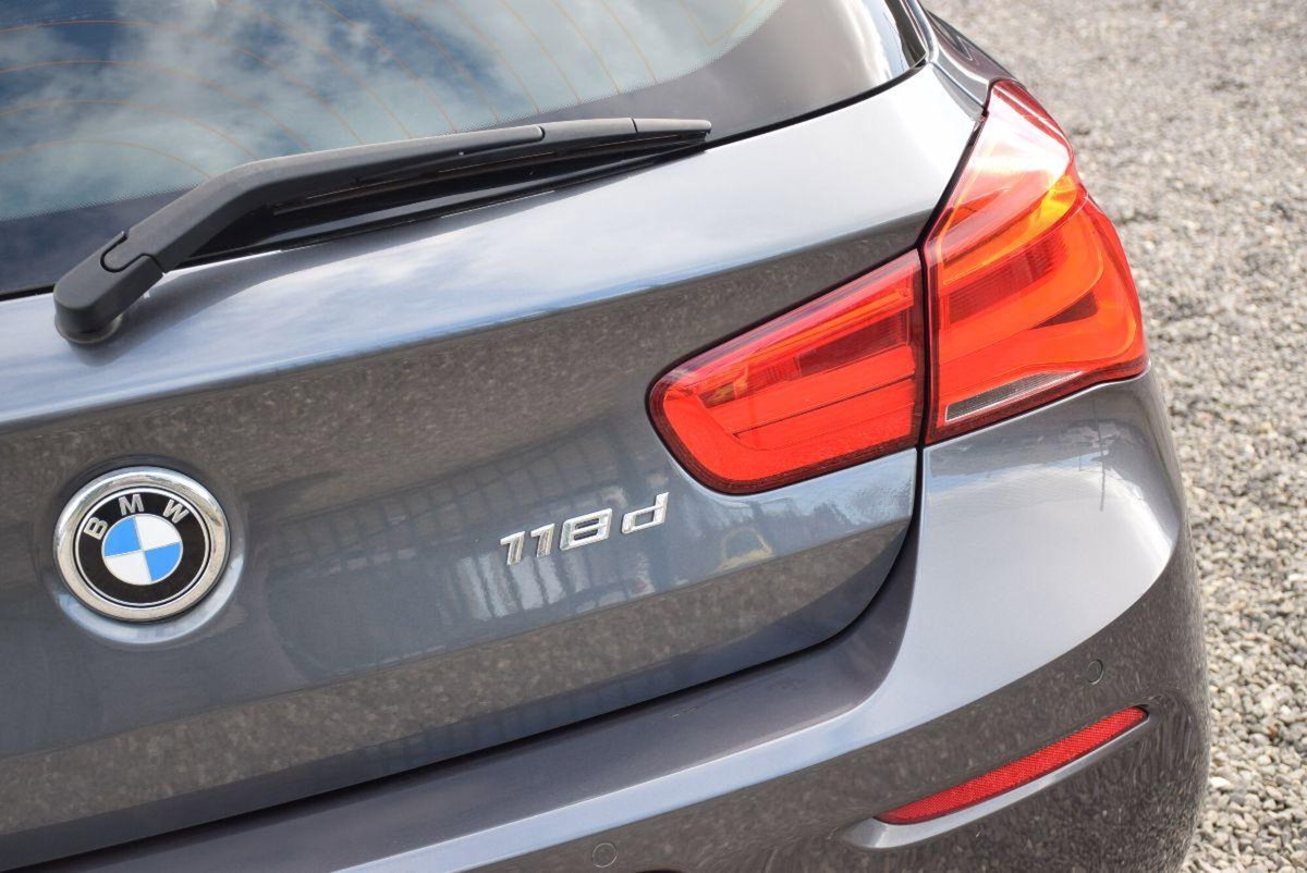 BMW Serie 1 5p. 118d 5p. Urban (16)