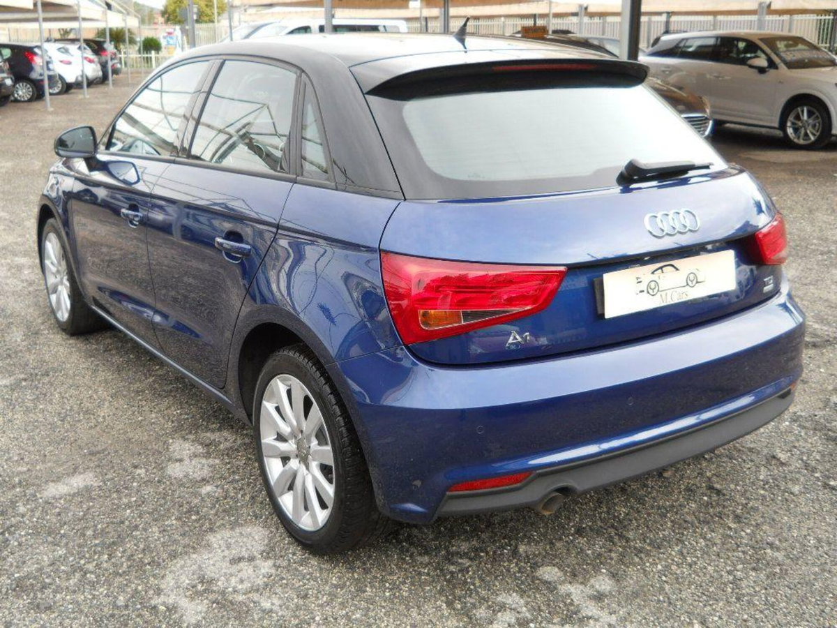 Audi A1 Sportback 1.4 TDI ultra Design (11)