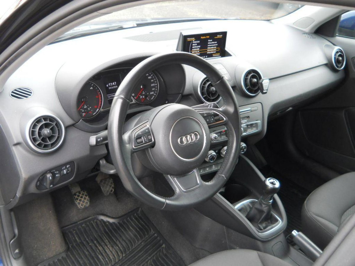 Audi A1 Sportback 1.4 TDI ultra Design (15)
