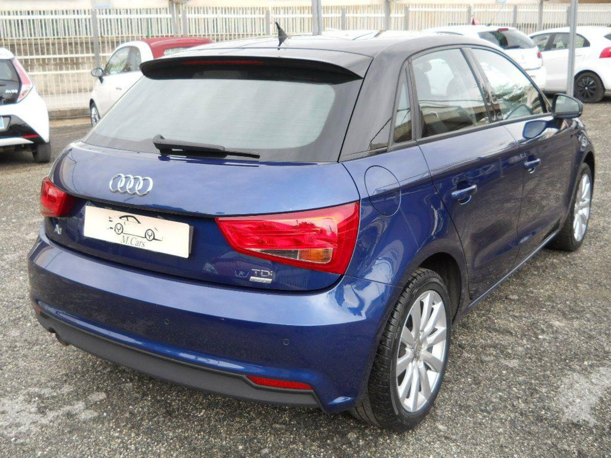 Audi A1 Sportback 1.4 TDI ultra Design (9)