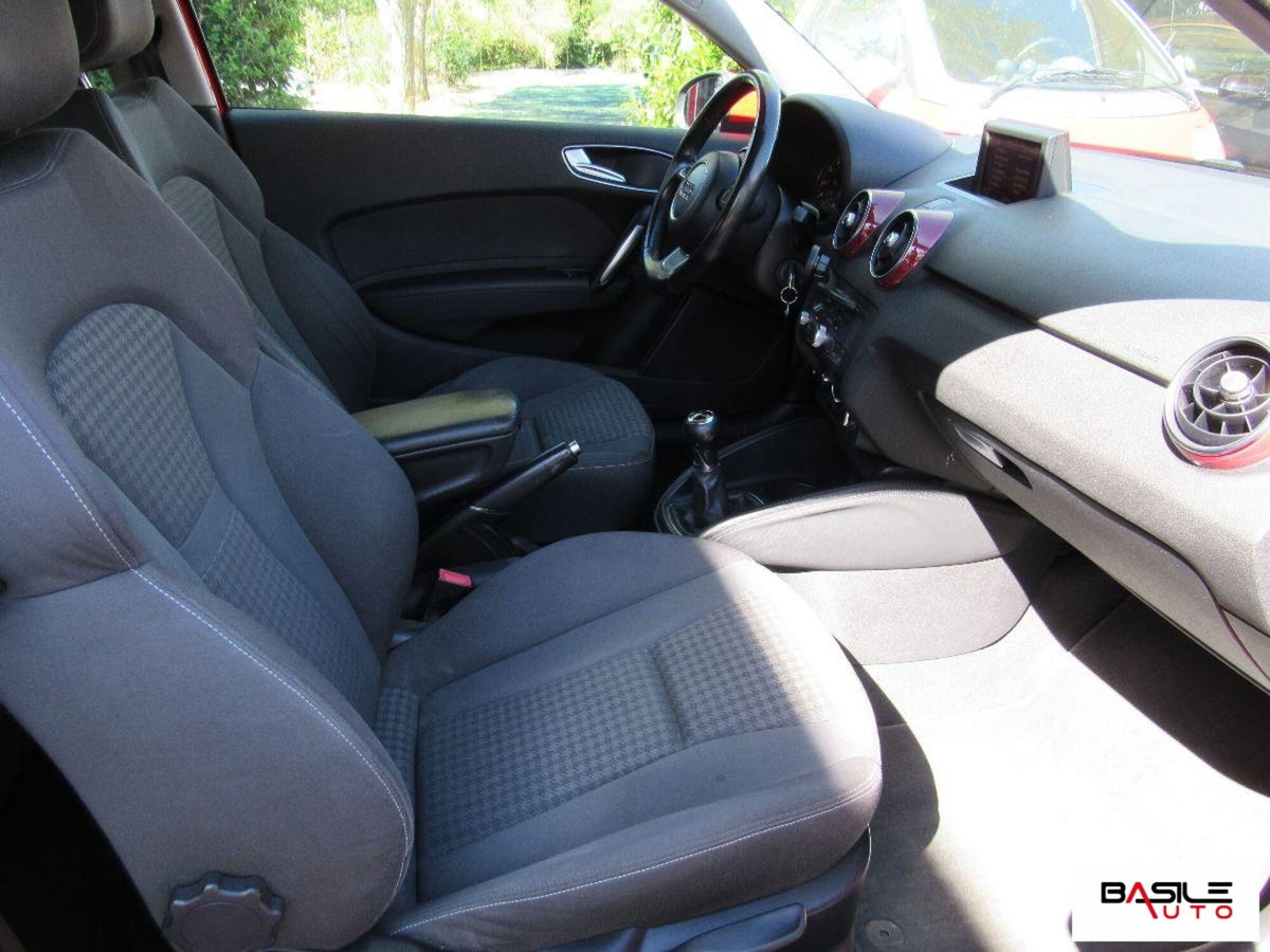 Audi A1 1.2 TFSI Ambition (11)