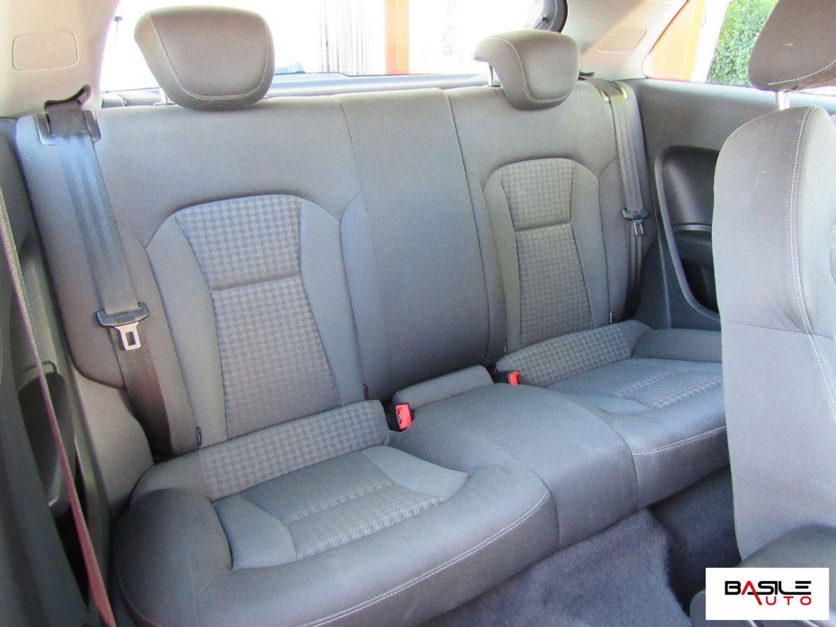 Audi A1 1.2 TFSI Ambition (12)