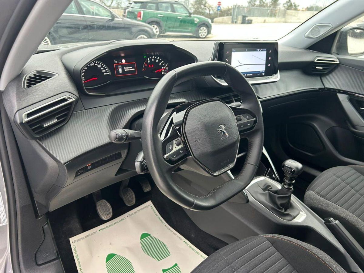 Peugeot 2008 1.2 puretech Active s&s 100cv (10)