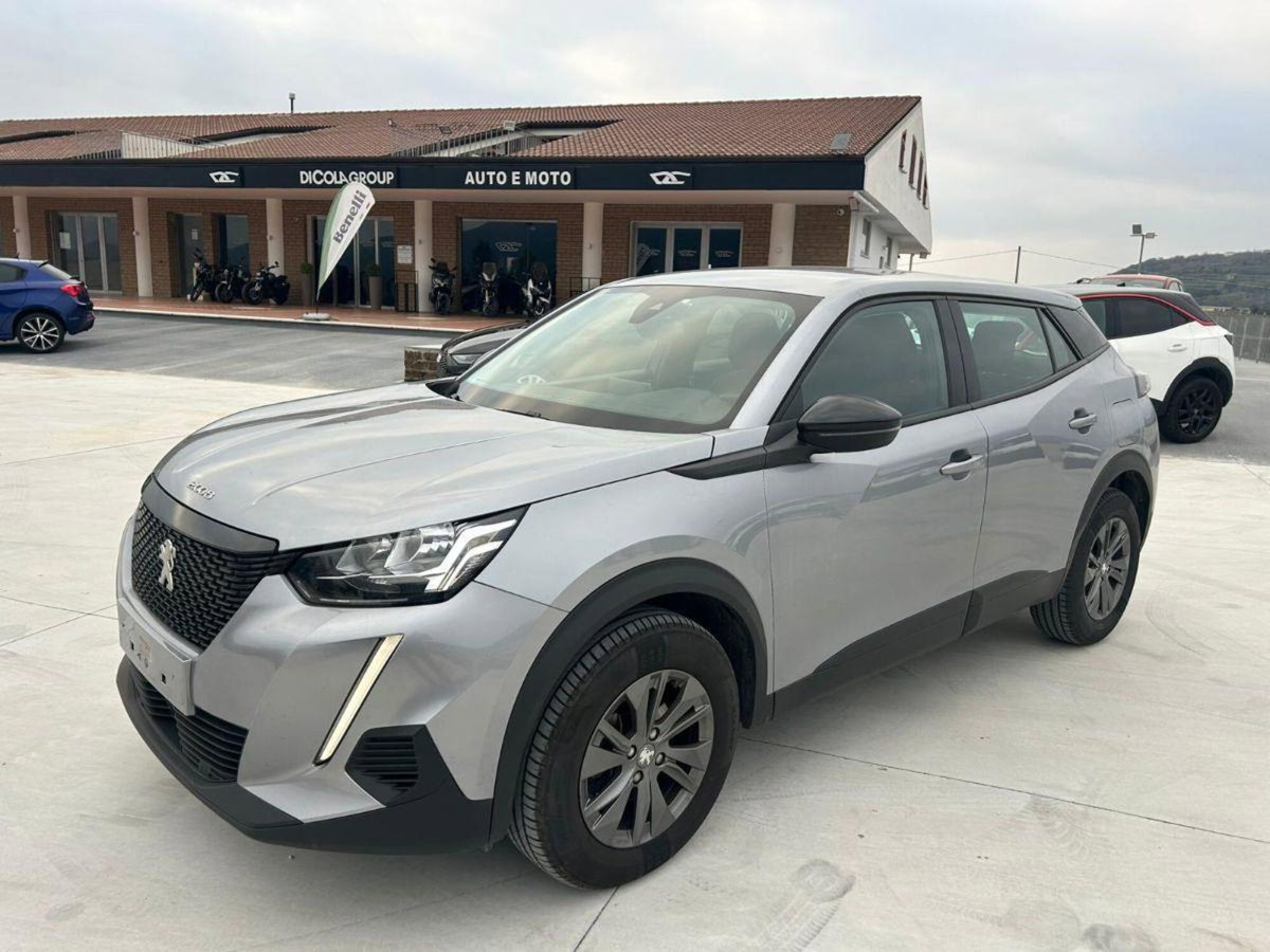 Peugeot 2008 1.2 puretech Active s&s 100cv (3)