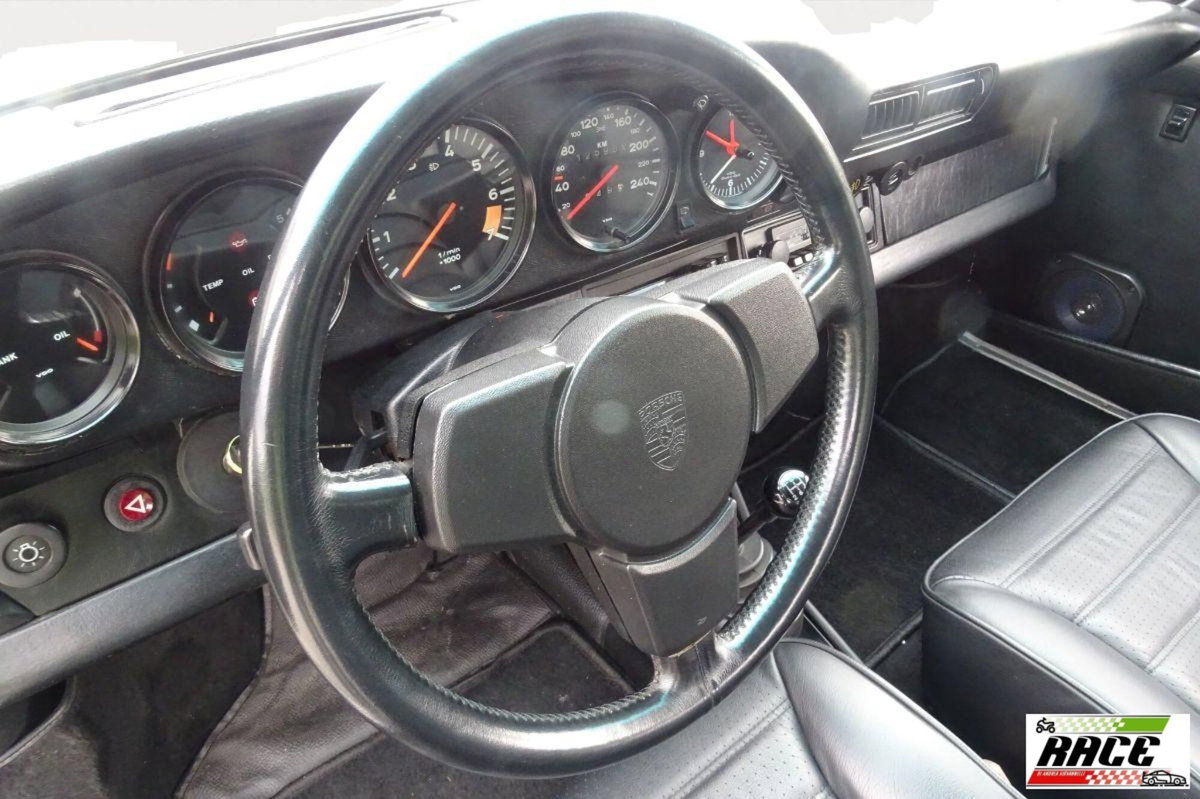 Porsche 911 Cabrio SC 3.0 Targa (10)