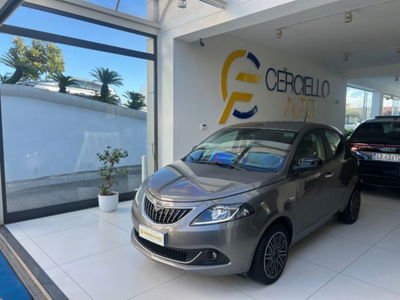 Lancia Ypsilon 1.0 FireFly 5 porte S&S Hybrid Ecochic Gold usata